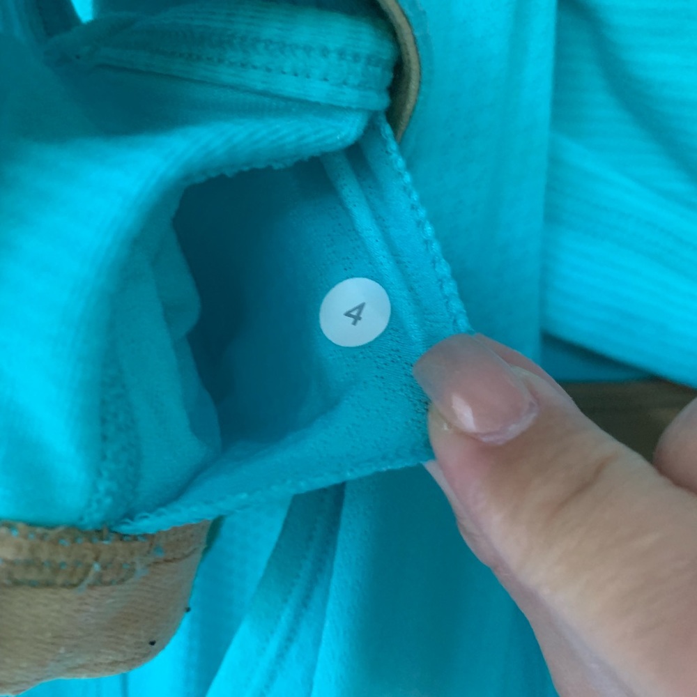 Lululemon Tank - Picture 3 of 3
